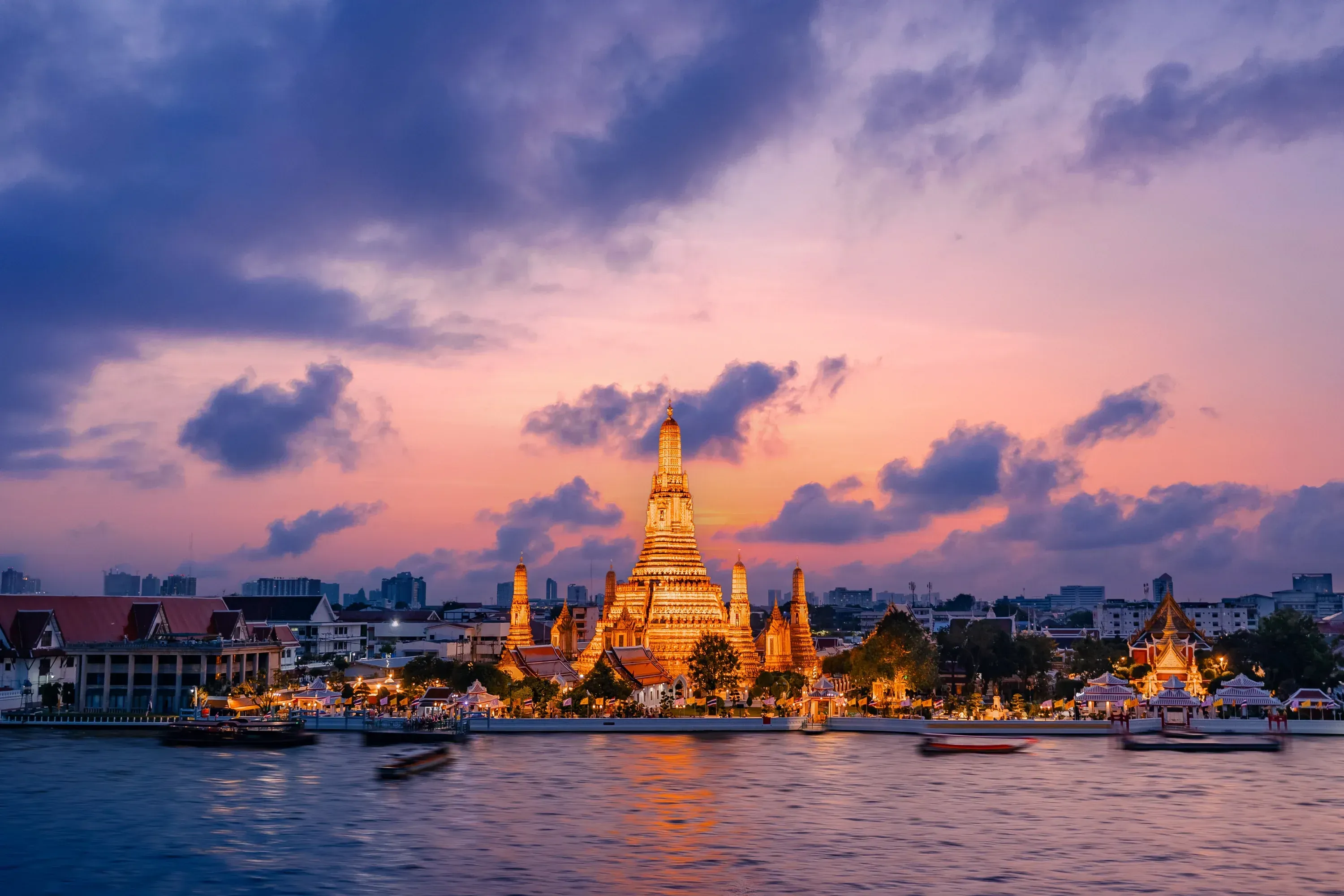 Wat Arun at sunset